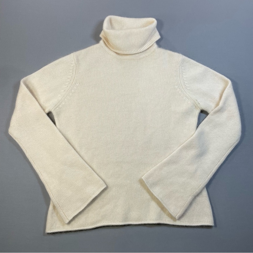 Saks 5th Ave Folio New York 100% Cashmere Knit Turtleneck Sweater - Women Medium